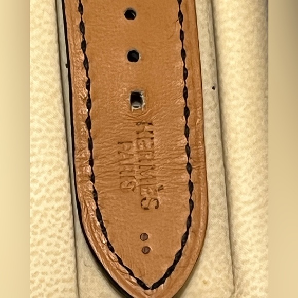 Hermes Belt Watch with 2 Straps - Picture 5 of 10